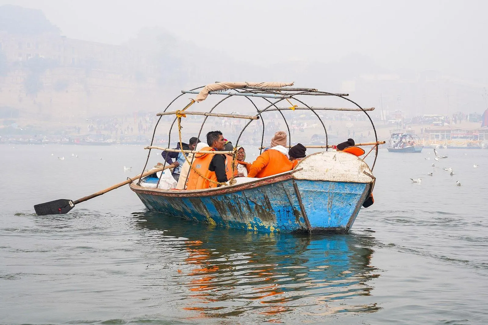 Lucknow Ayodhya Varanasi – Boat Pilgrims Triveni Sangam Allahabad Jan24 A7C 08513